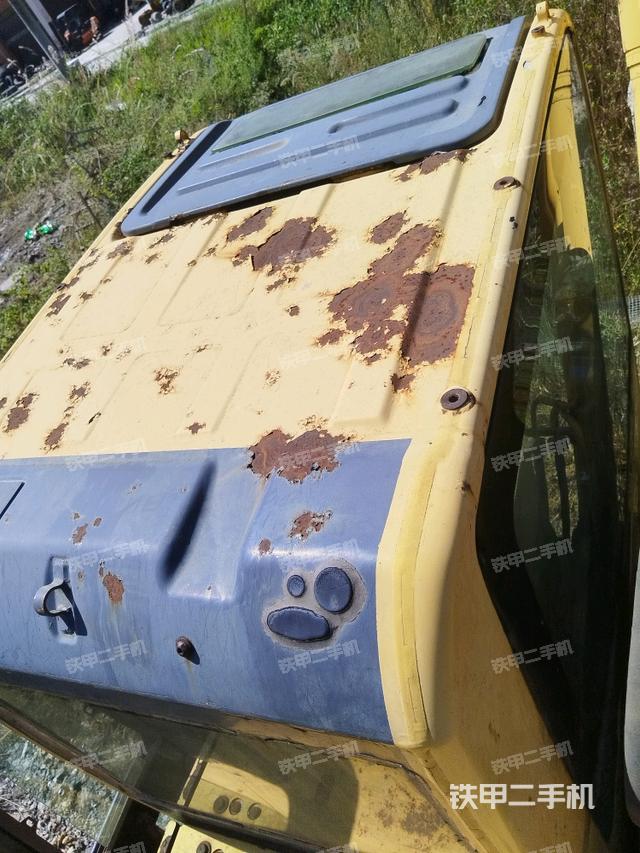 駕駛室頂部俯視（上車部件）