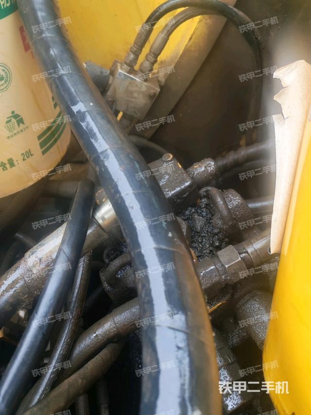 回轉(zhuǎn)馬達(dá)（上車部件）