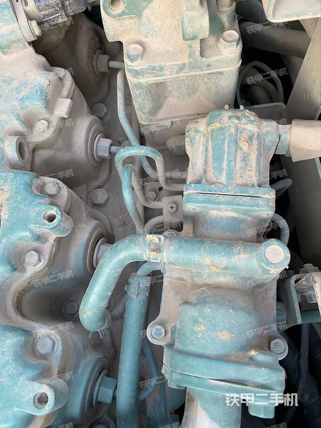 氣門室蓋螺絲特寫（上車部件）