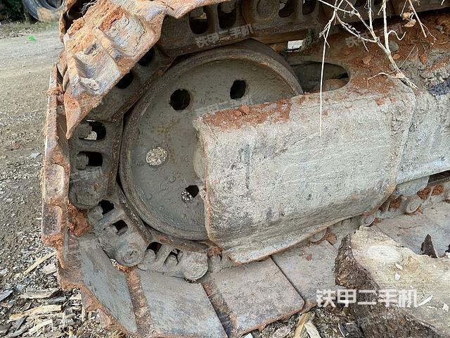 左導(dǎo)向輪（行走機(jī)構(gòu)）