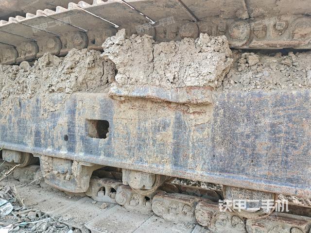 右側(cè)履帶整體（行走機(jī)構(gòu)）