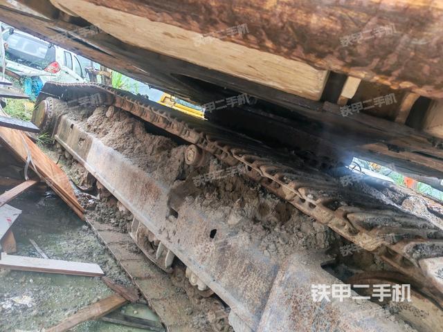 左侧行走马达盖板（行走机构）