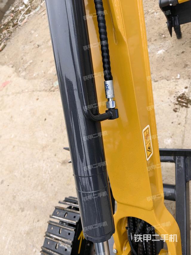 大臂根部 斜（工作和回转装置）