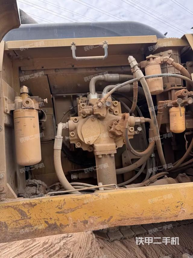 液壓泵室（大件艙室）