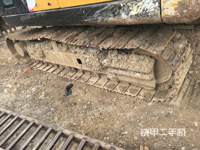 單側(cè)履帶整體（整機(jī)外觀）