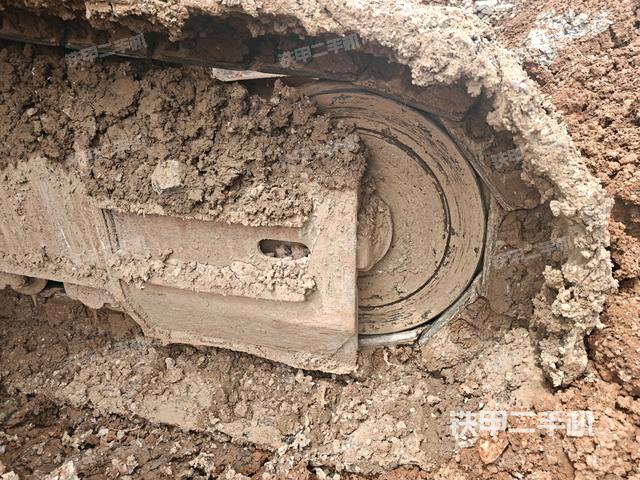 左驱动轮（行走机构）