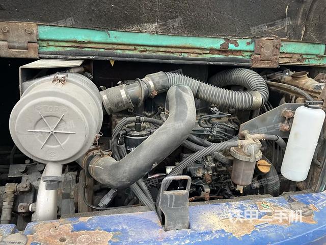 发动机整体俯视（整机外观）