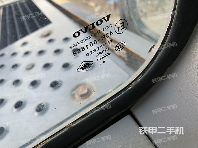 后窗玻璃角標(biāo)（駕駛室部分）