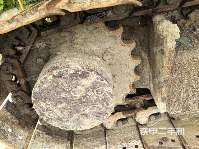 左側(cè)行走馬達(dá)蓋板（行走機(jī)構(gòu)）