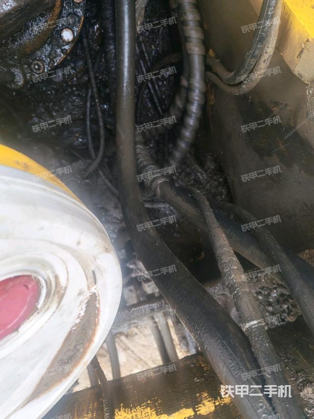 氣門室蓋螺絲特寫（上車部件）