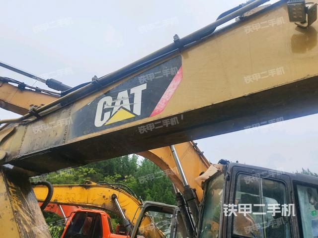 大臂整体 右侧（工作和回转装置）