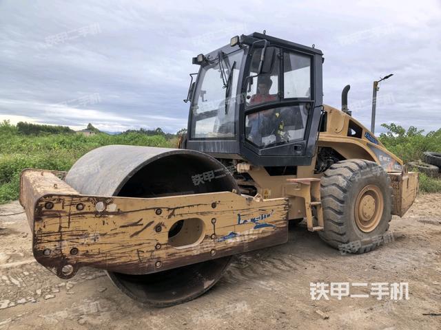 柳工CLG6122压路机
