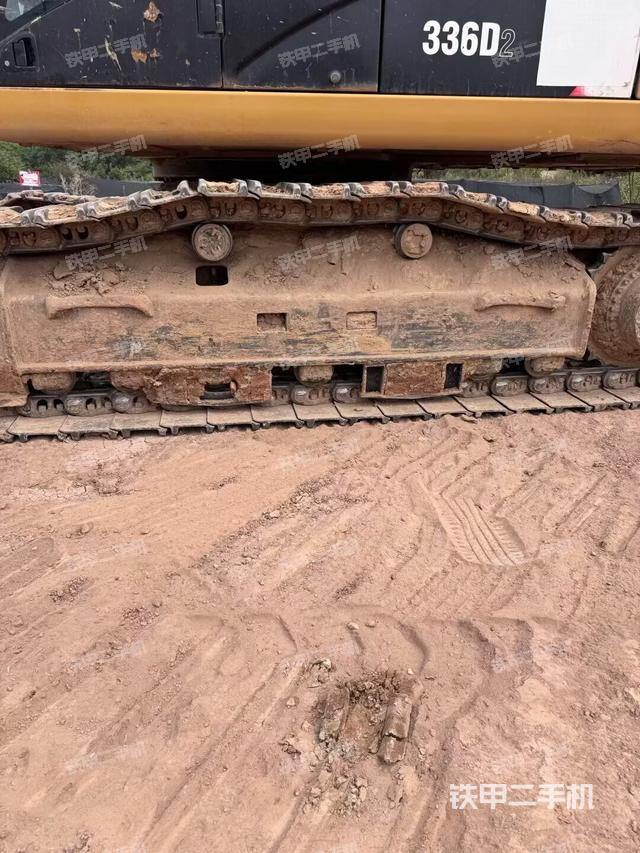 右側(cè)履帶整體（行走機(jī)構(gòu)）