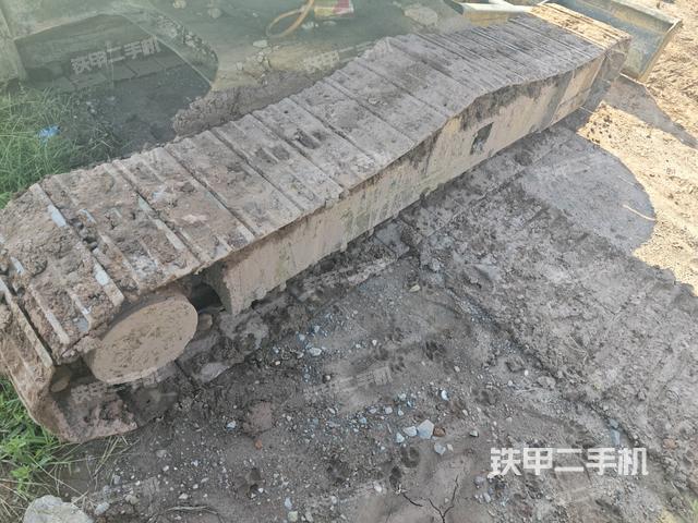 左側(cè)履帶整體?（行走機(jī)構(gòu)）