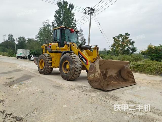 工作装置整体（整机外观及大件）