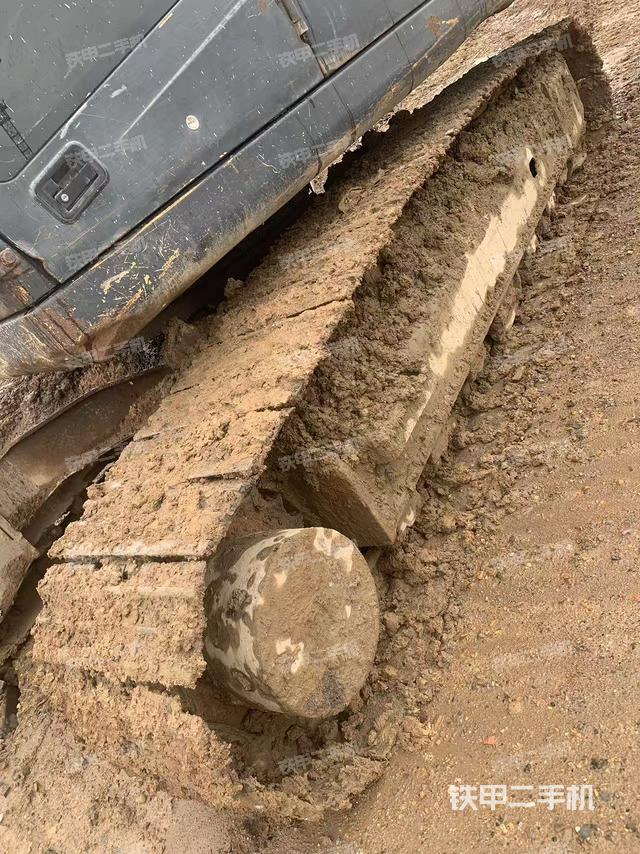 单侧履带整体（整机外观）