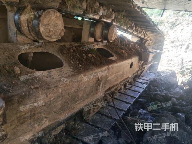 右側(cè)行走馬達(dá)蓋板（行走機(jī)構(gòu)）