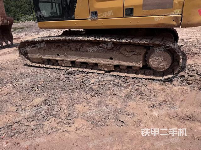 右驱动轮（行走机构）