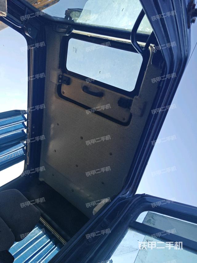 顶棚整体（驾驶室部分）