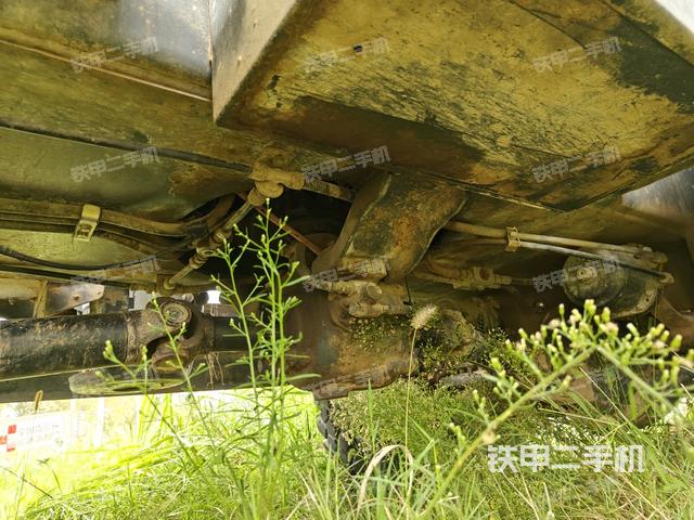 駕駛室整體（整機(jī)外觀）