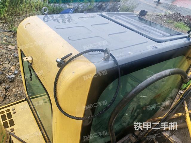 駕駛室頂部俯視（上車部件）