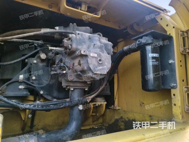 液压泵斜45 左（大件舱室）