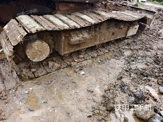 单侧履带整体（整机外观）