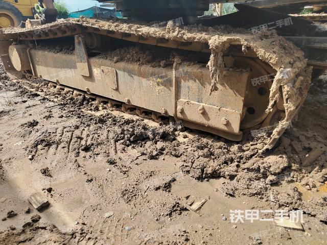 单侧履带整体（整机外观）