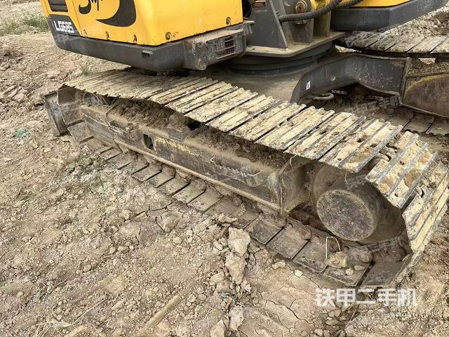 单侧履带整体（整机外观）