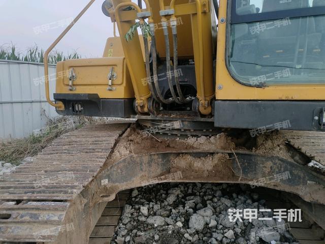 驾驶室整体（整机外观）