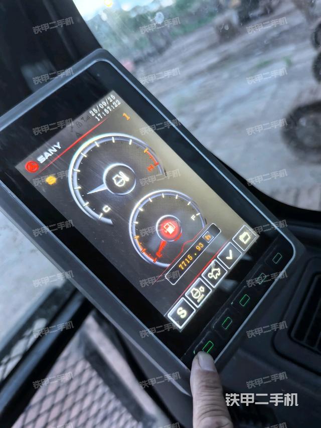 显示屏 （驾驶室部分）