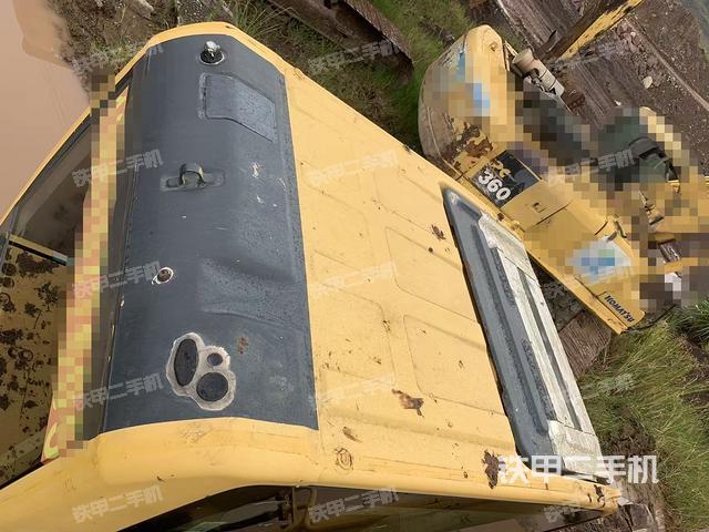 驾驶室顶部（整机外观）