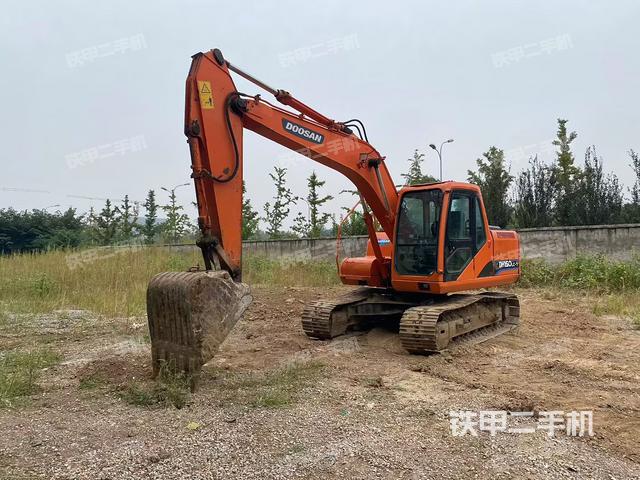 斗山DH150LC-7挖掘机