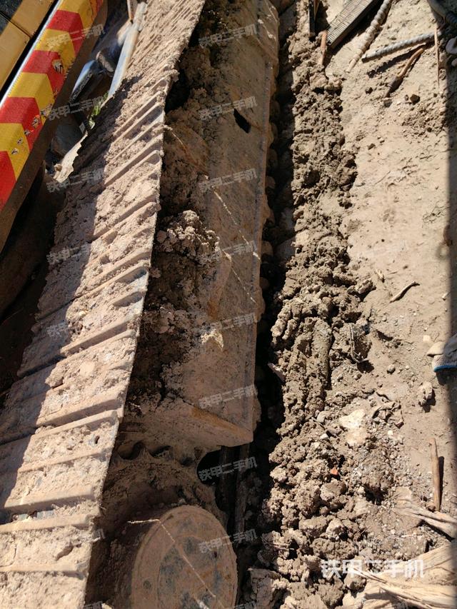 左侧履带整体 （行走机构）