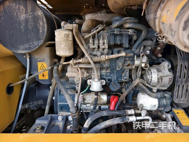 发动机整体俯视（整机外观）