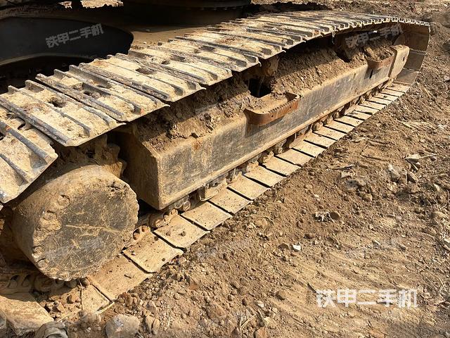 单侧履带整体（整机外观）