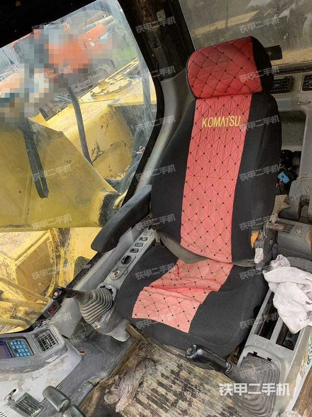 驾驶室整体（整机外观）