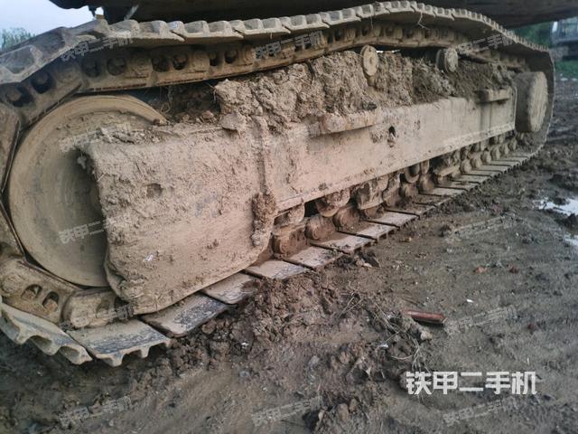 单侧履带整体（整机外观）