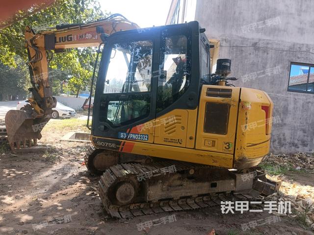 左后45(整機(jī)外觀(guān)) 左后45(整機(jī)外觀(guān))