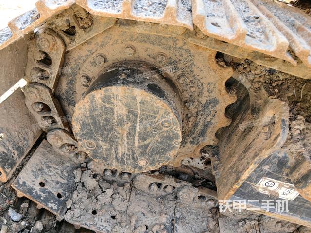 左驱动轮（行走机构）