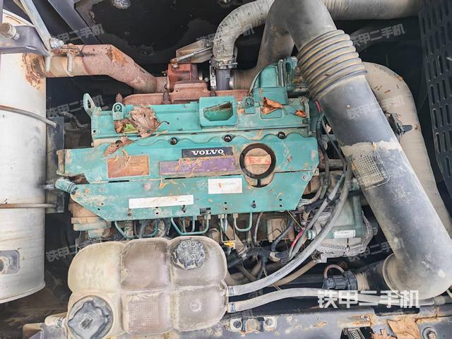 发动机整体俯视（整机外观）