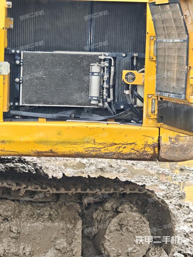 液压泵室（大件舱室）