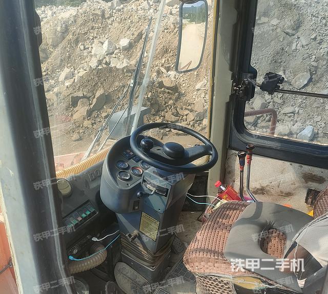 驾驶室工作台（整机外观及大件）