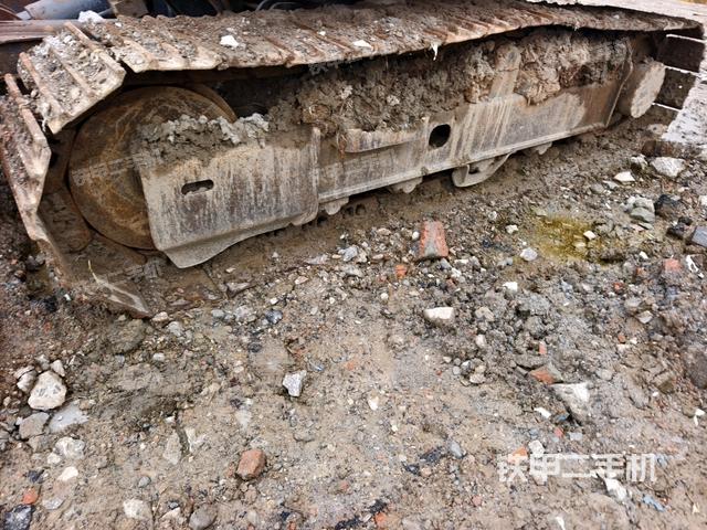 单侧履带整体（整机外观）