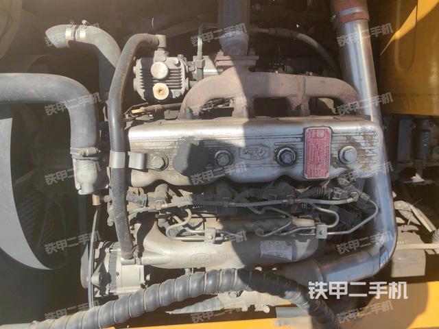 发动机室（上车部件）