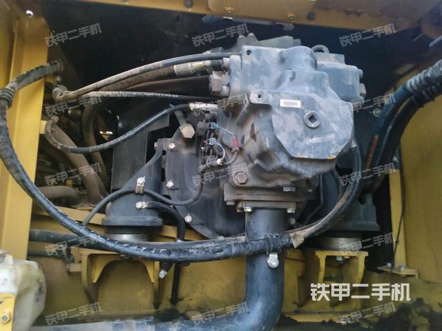 液压泵室（大件舱室）