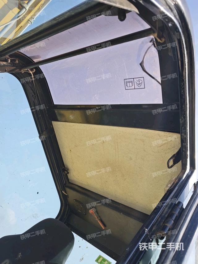 頂棚整體（駕駛室部分）