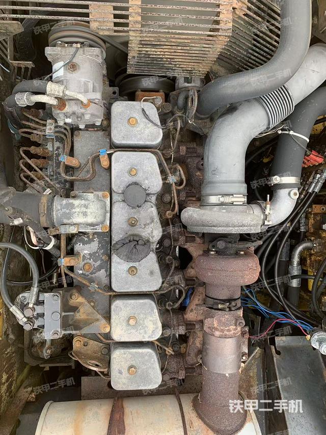 发动机整体俯视（整机外观）