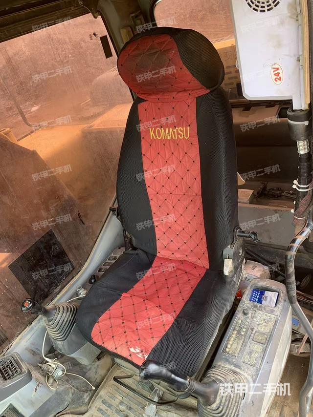 驾驶室整体（整机外观）