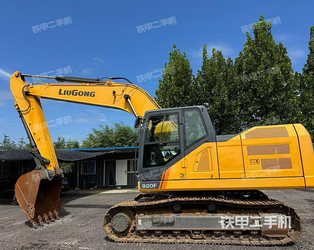 柳工CLG920F挖掘机
